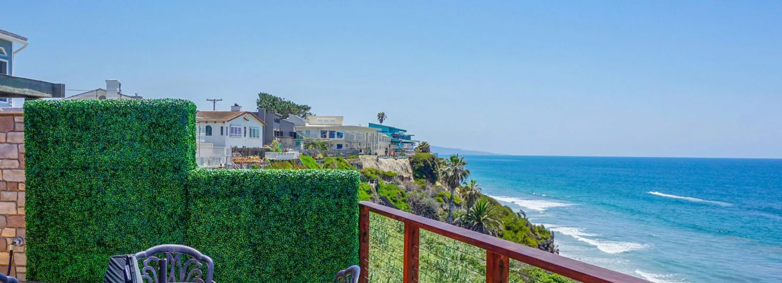 Faux Living Walls in LA: Stylish, Safe & Sustainable for Businesses